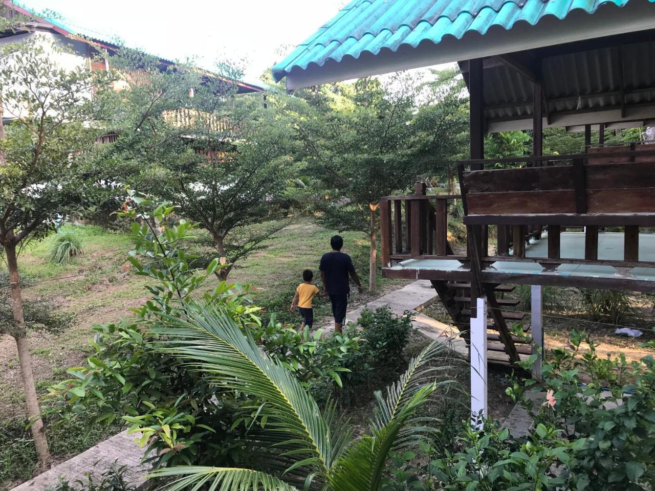 Rasta House,,Koh Phayam Hotel Exterior foto